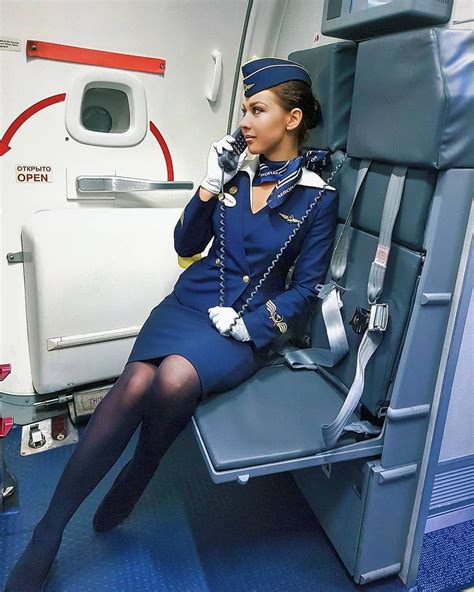 Чулки на стюардессе - 98 фото