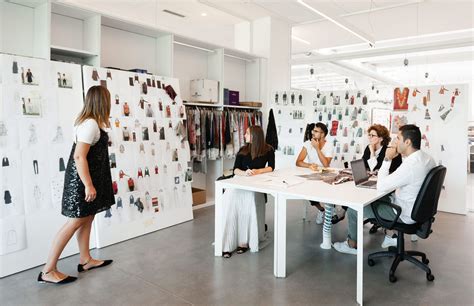 Lavora con noi | TWINSET Milano