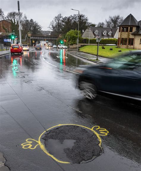 Fuming Glasgow drivers take hilarious revenge on ‘pathetic’ council