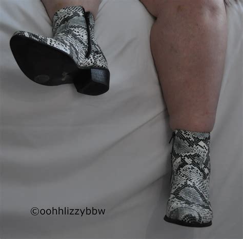 BBW Fat Claves In Ankle Boots Pics XHamster