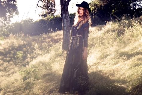 Naked Scarlett Kapella Added By Mr Magnificent