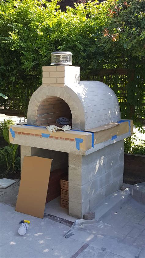 Wood Pizza Oven | Wood pizza, Pizza oven, Diy backyard fence