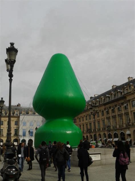 Art Contemporain Un Plug Anal G Ant Expos Place Vend Me Egalite Et R Conciliation