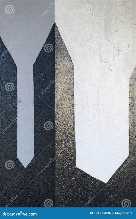 Black and White Art Deco Building Stock Photo - Image of vacated