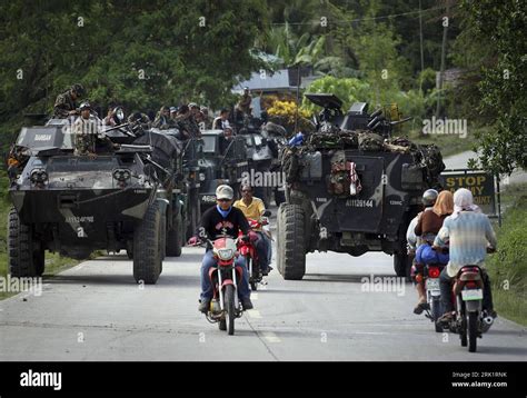 Muslimische Soldaten Hi Res Stock Photography And Images Alamy