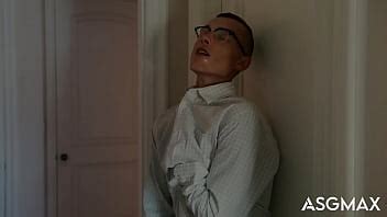 Dark Disturbed Hoss Kado Causes Drama At Vacation House Honeyguide Pt XVIDEOS