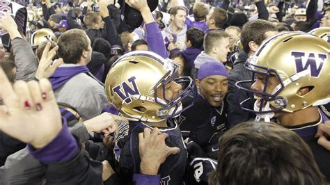 Washington Football: Huskies Quietly Having A Solid Season - Pacific Takes