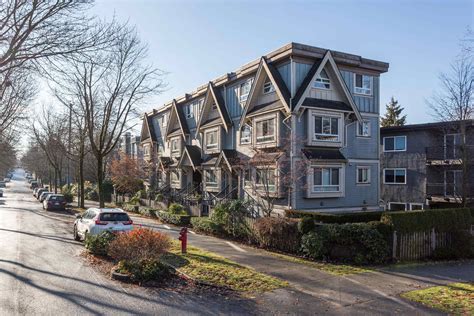 89 Garden Drive N Vancouver | Zolo.ca