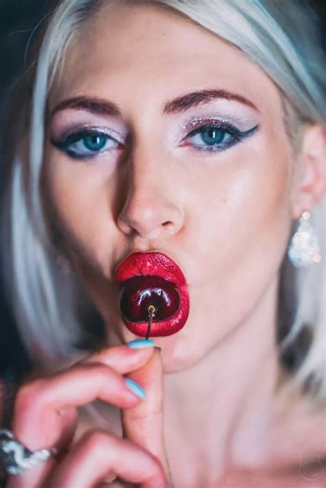 What Can I Suck On Next Nudes Blondes Nude Pics Org