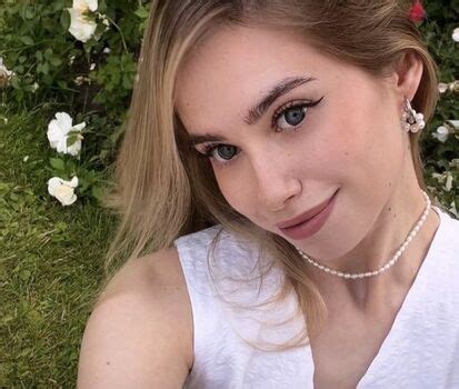 Alexandra Romanova Redrabbitstories Rmnv Al Nude OnlyFans The Fappening Plus