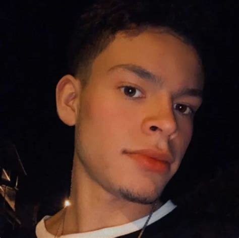 Putito 01 Cam Model Free Live Sex Show Chat Stripchat