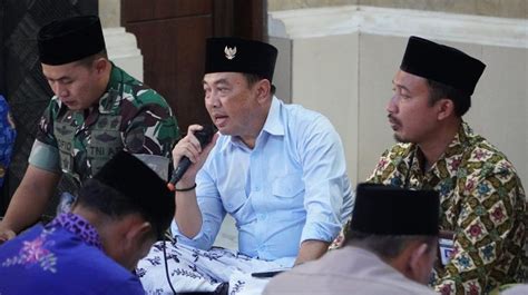 Blusukan Safari Jumat Pj Bupati Jepara Ingatkan Pentingnya Toleransi