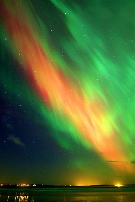 Северное Сияние Вертикальное Фото — Картинки фотографии