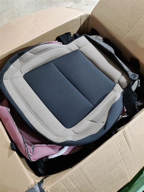 Pennsylvania - F/S Medium Sandstone and Black Onyx Cloth interior 4DR ...