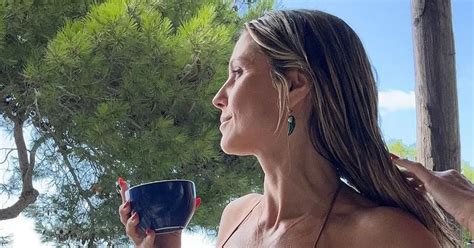 Heidi Klum Wows In Teeny Bikini While Enjoying Loved Up Holiday