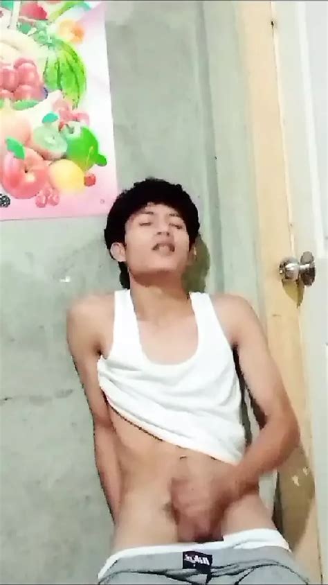 Bj Alex Jerking In The Wind American Gay Amateur Amateur Porn Xhamster