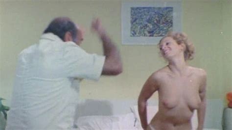 Naked Paola Senatore In The Week At The Beach