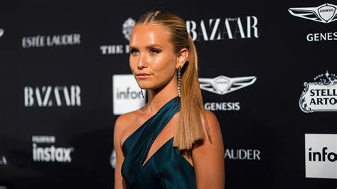 Sailor Brinkley Cook Stuns In Sizzling Nearly Nude Selfie Access