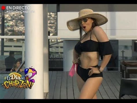 8 Hot Sexy Liz Elizondo Bikini Pics