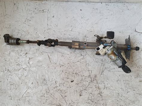 Кормилен прът с патронник и ключ за Тойота Рав 4 01г-03г Табла, Части ...