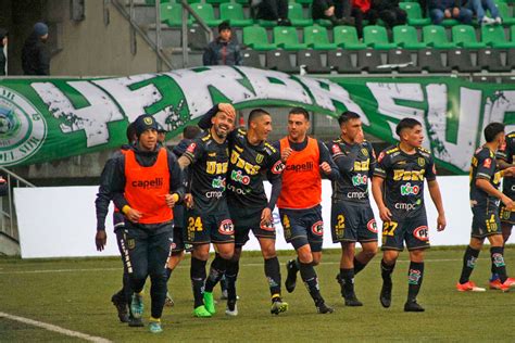 Un tanque de oxígeno y goles Matías Donoso le da aire al Campanil