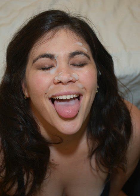 Cute Milf Wears It Well Porn Pic