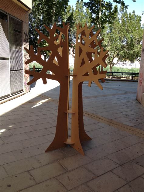 Árbol de cartón para eventos y decoración Varios tamaños para