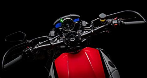 The Bald Anthony Naked R Lean Mean And Clean BikeBound