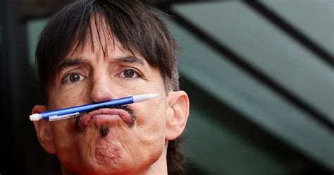 Historias Incre Bles Sobre Anthony Kiedis El L Der De Los Red Hot Chili Peppers Infobae