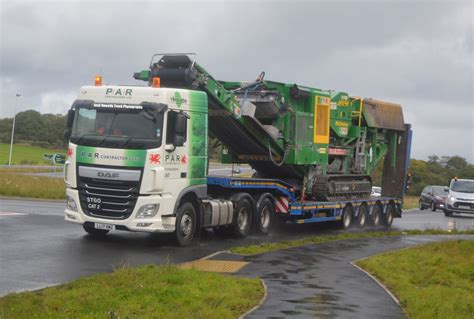 Par Contractors Ll Hmz On Caernarfon Bypass Interested I Flickr