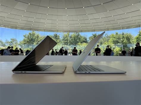 Redesigned MacBook Air With New Starlight and Midnight Colors Revealed in First Hands-On Photos