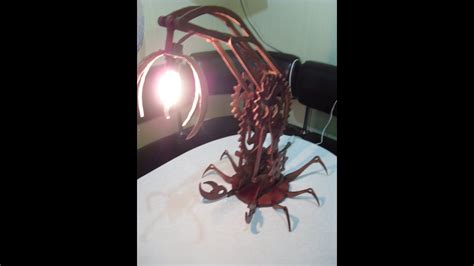 Механическая настольная лампа "Скорпион" из фанеры/Mechanical table ...