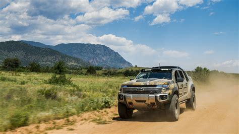 Riding silently in the US Army's Chevy Colorado ZH2 hydrogen fuel cell ...