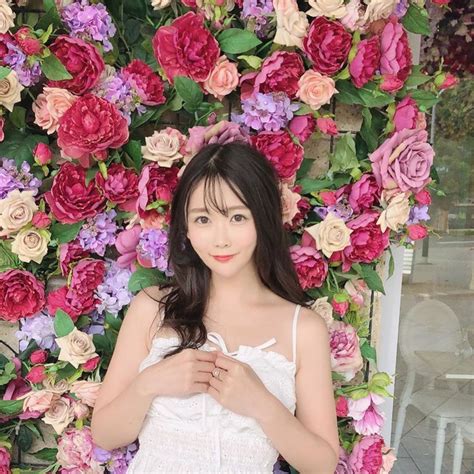 Đăng tải bộ ảnh đồ ngủ đầy gợi cảm nàng hot girl quyến rũ được cộng đồng mạng chú ý