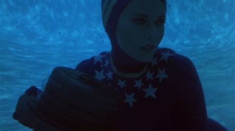 Wonder Woman Underwater Rlyndacarter