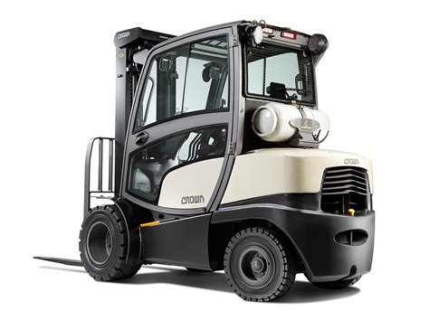 New LPG-powered forklift trucks reach new heights - Crown Equipment ...