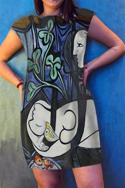 Dress With Print Nude Green Leaves And Bust Pablo Picasso