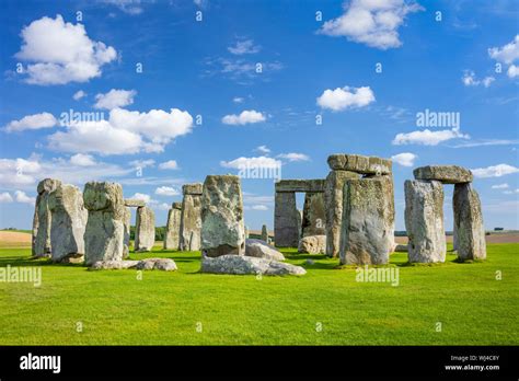 Neolithic stonehenge ancient monument stonehenge england Stonehenge ...