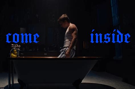 Watch Queerer Thriller Verhilft Gay Hymne Jahre Nach Dem Release Zu Ungeahnten H Henfl Gen