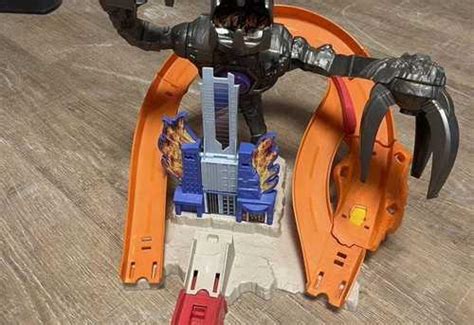 Гоночный трек hot wheels купить | Личные вещи | Festima.Ru – частные ...