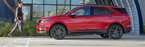 What features does the 2022 Chevrolet Equinox RS offer? | Carl Black Chevrolet Buick GMC Orlando