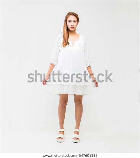 974 imágenes de Latina teen dress Imágenes fotos y vectores de stock Shutterstock