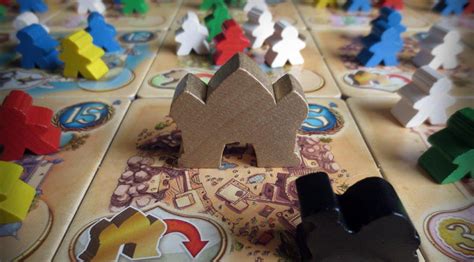 Five Tribes -lautapelin arvostelu ＞ Lautapeliopas