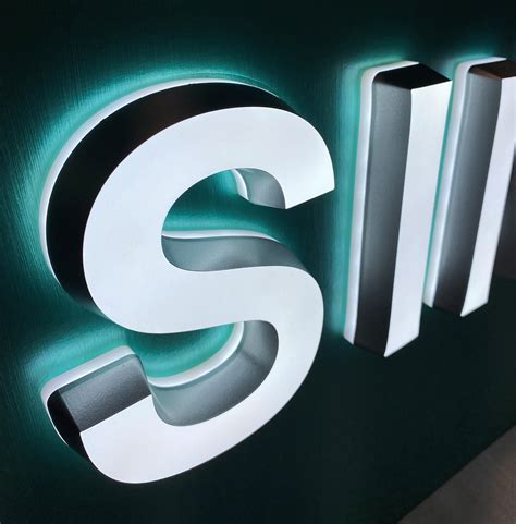 Exterior Signage – Naples Neon