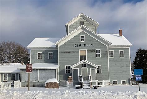 iola mills gelato cafe  event space  north main street iola