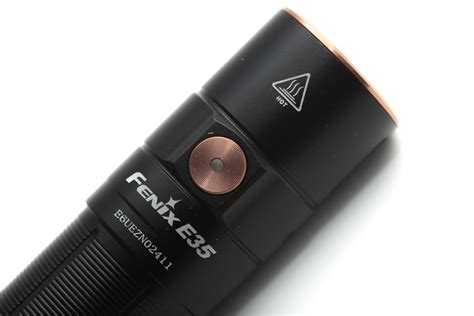 Fenix E35 v3 review | EDC Flashlight with 3000 lm | 1lumen