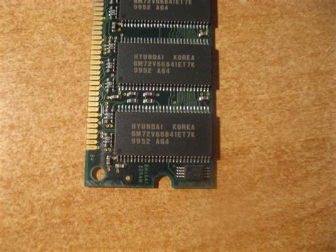 Jaki SDRAM do Optimus NEO z płytą Gigabyte GA-6WFZ7 i Pentium III 650 MHz?