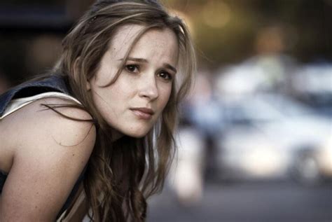 Hot Sexy Claire Van Der Boom Bikini Pics