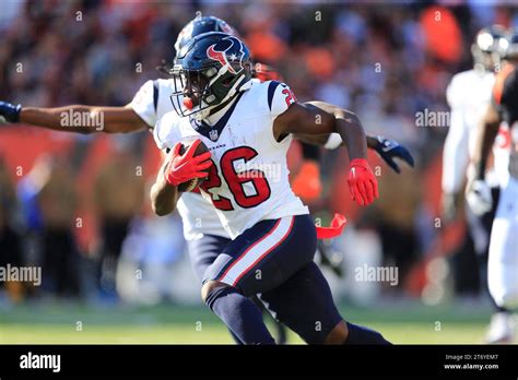 November 12 2023 Houston Texans Running Back Devin Singletary 26