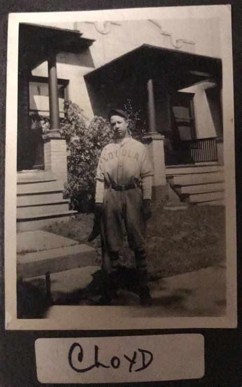 Anyone know Cloyd? I found him in an alley. : r/Denver